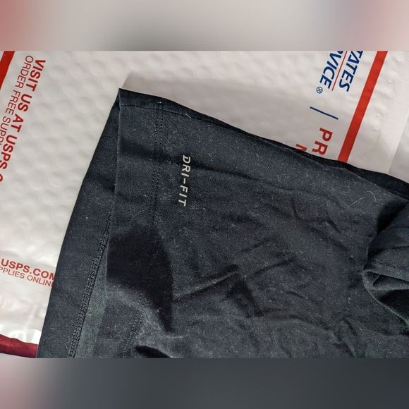 Nike dri-fit shirt - Picture 2 of 4